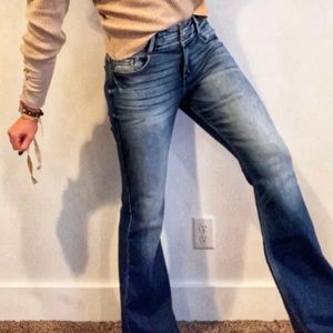 KanCan flares that are an instant mood booster!!